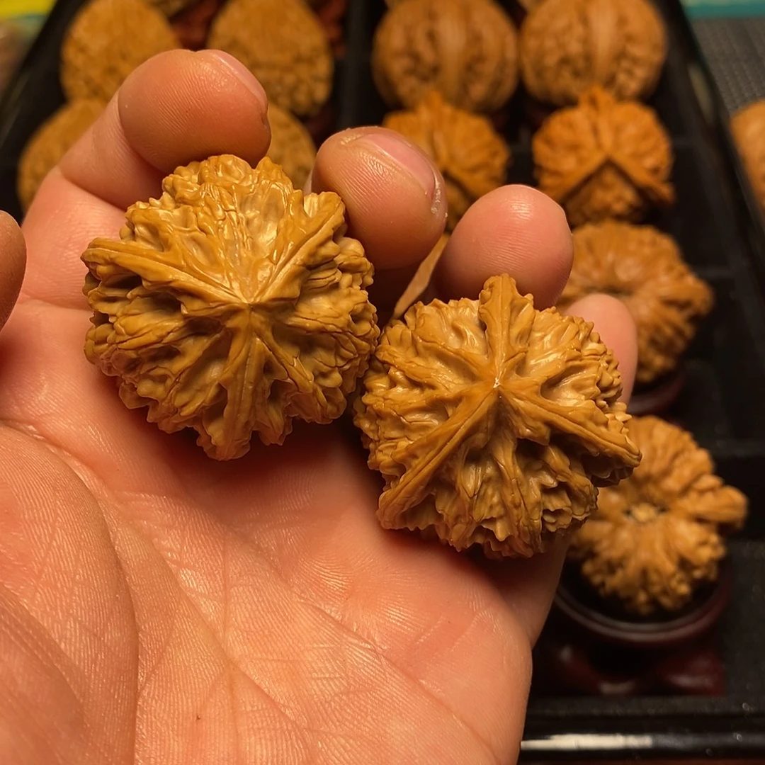 文玩核桃把件37尺文山三棱