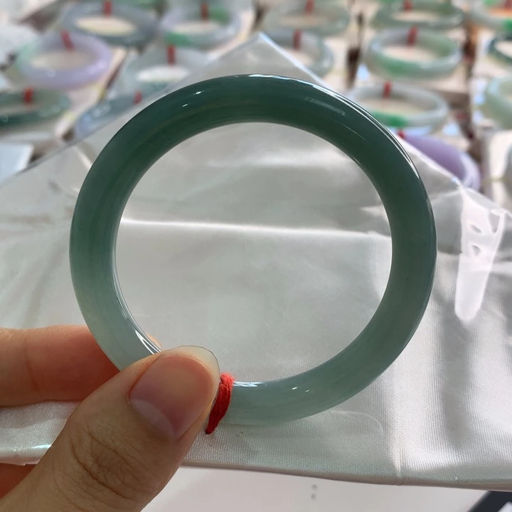 翡翠未镶嵌手镯圆条53.8