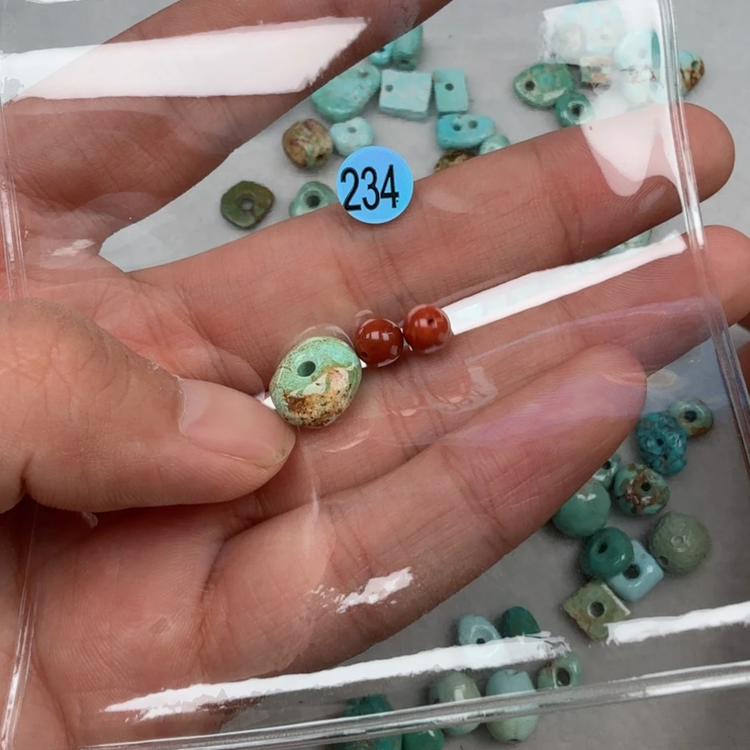 南红玛瑙未镶嵌珠宝奇石