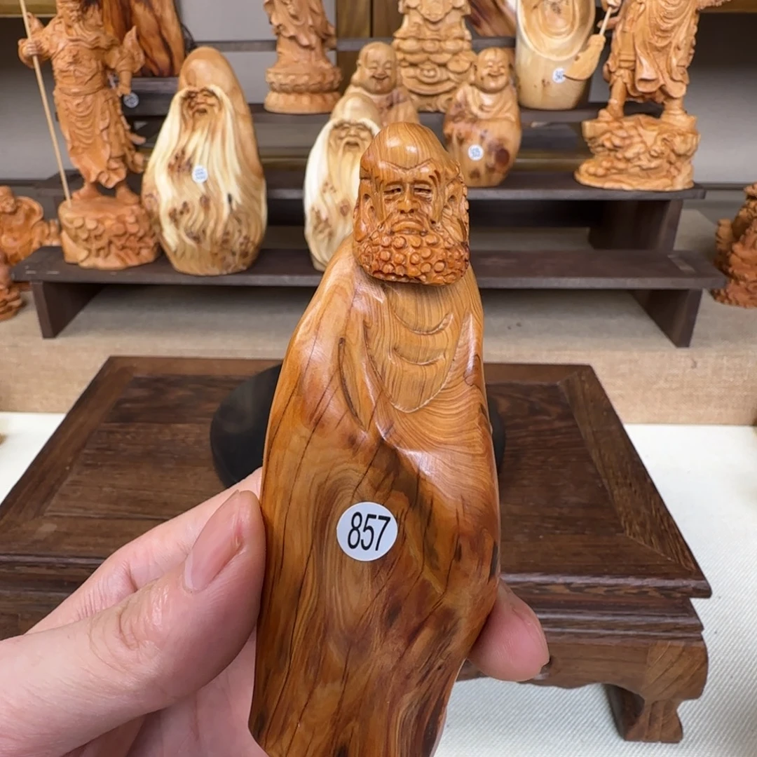 崖柏小木匠艺雕一物一拍
