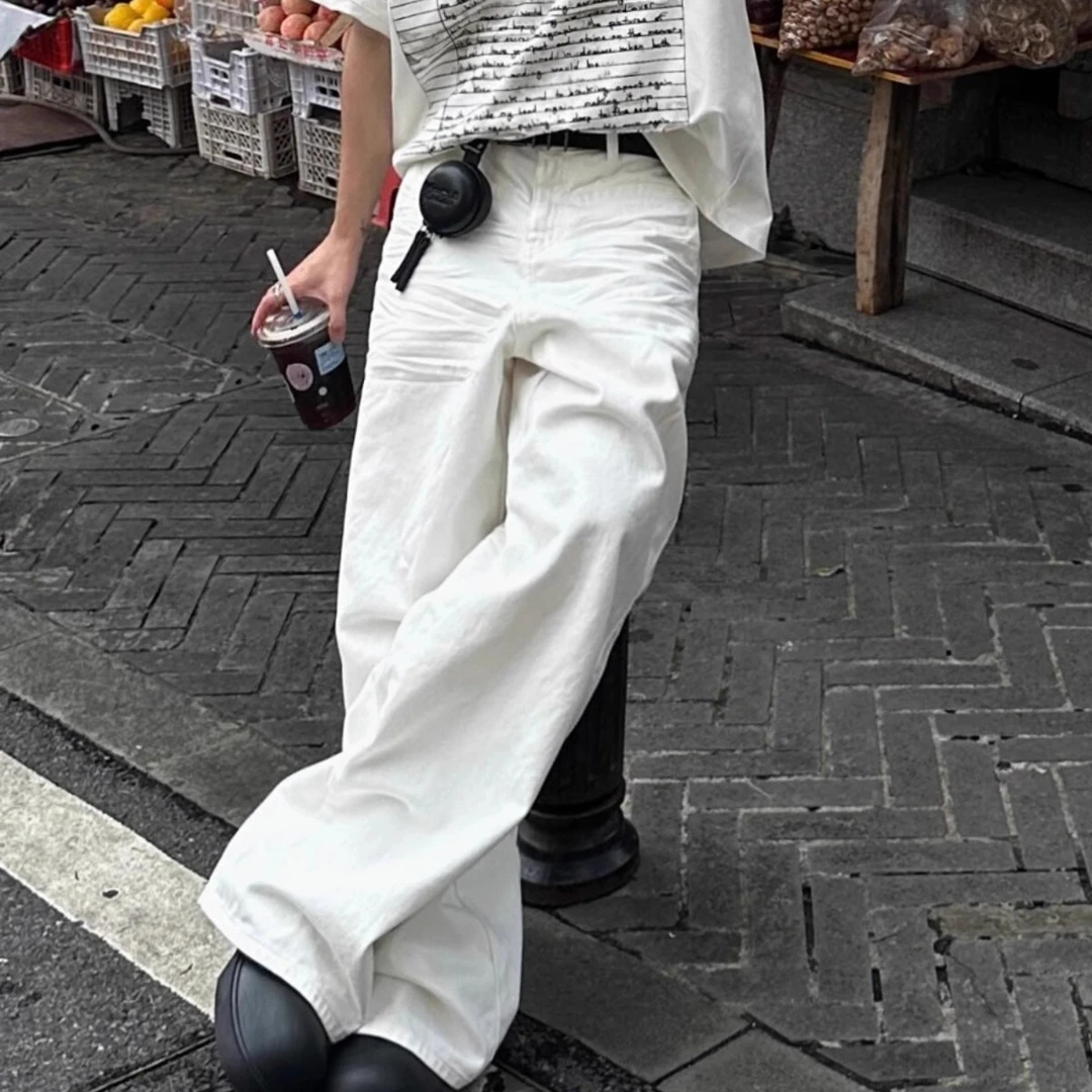 Leosoxs白色宽松垂坠感压褶阔腿直筒长裤美式高街抓痕猫须牛仔裤，