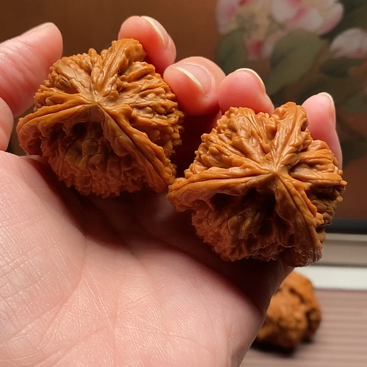 败***人吊坠文玩核桃白奔