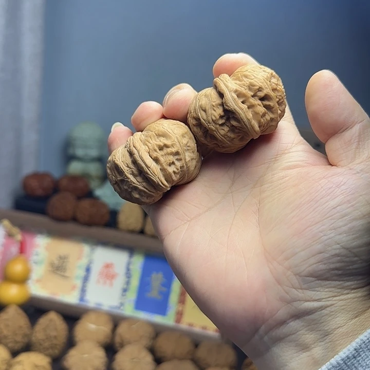 文玩核桃把件45全品元宝