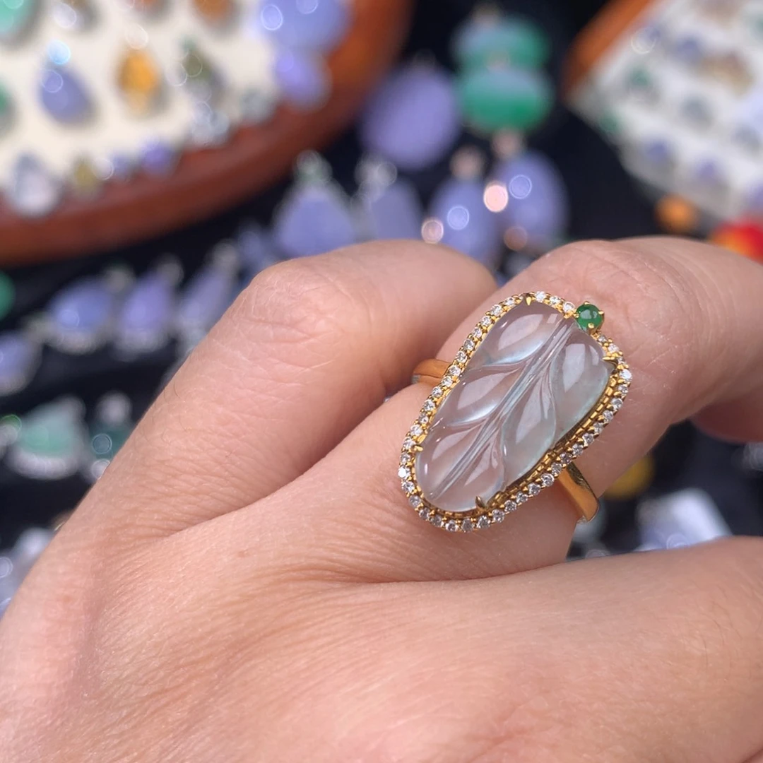 翡翠戒指18K金镶嵌树叶戒指