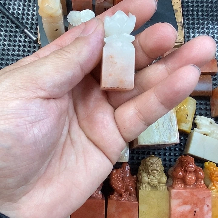 小***光老挝石现场直播篆刻