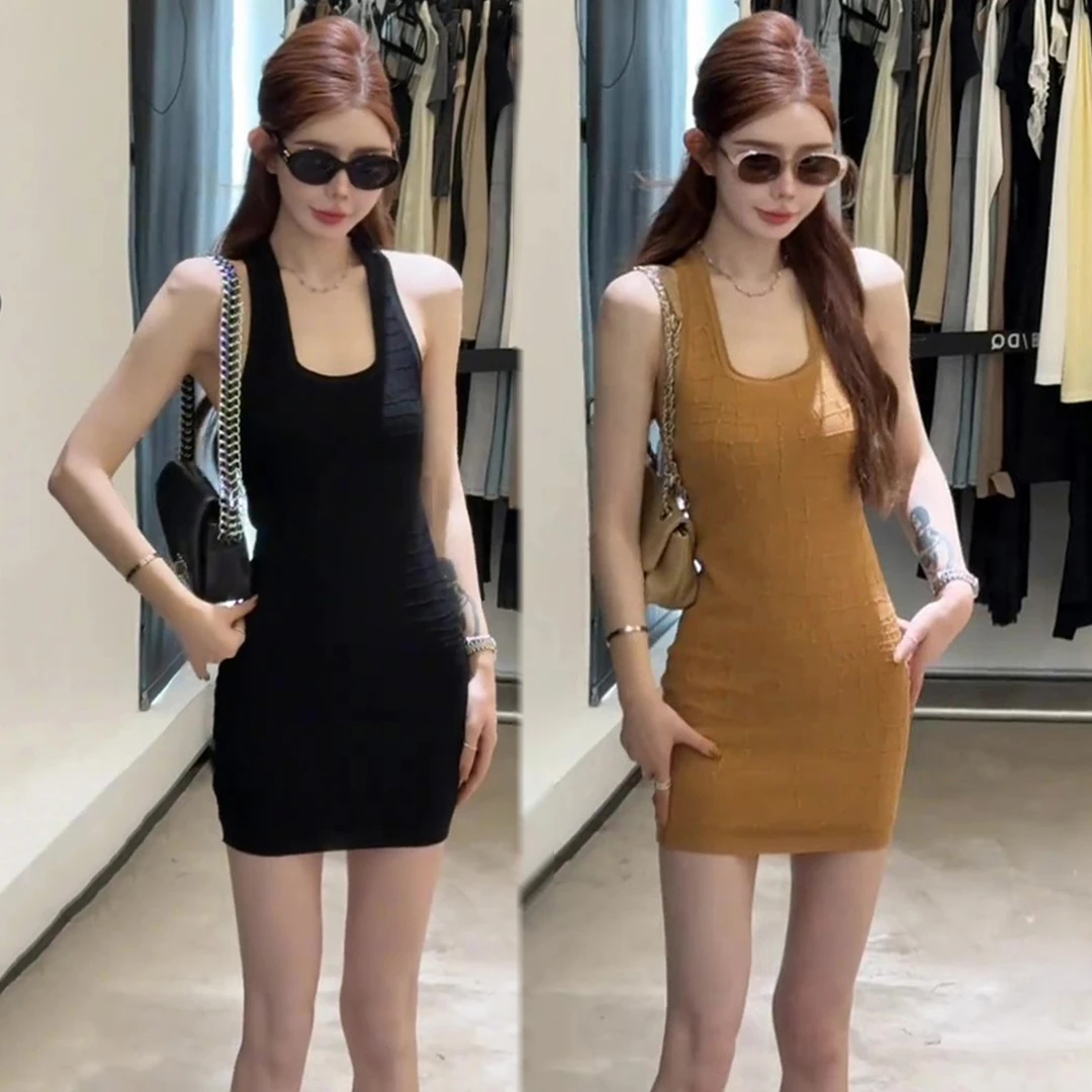 纯欲性感风无袖背心收腰连衣裙女2025夏季新款修身显瘦气质包臀裙