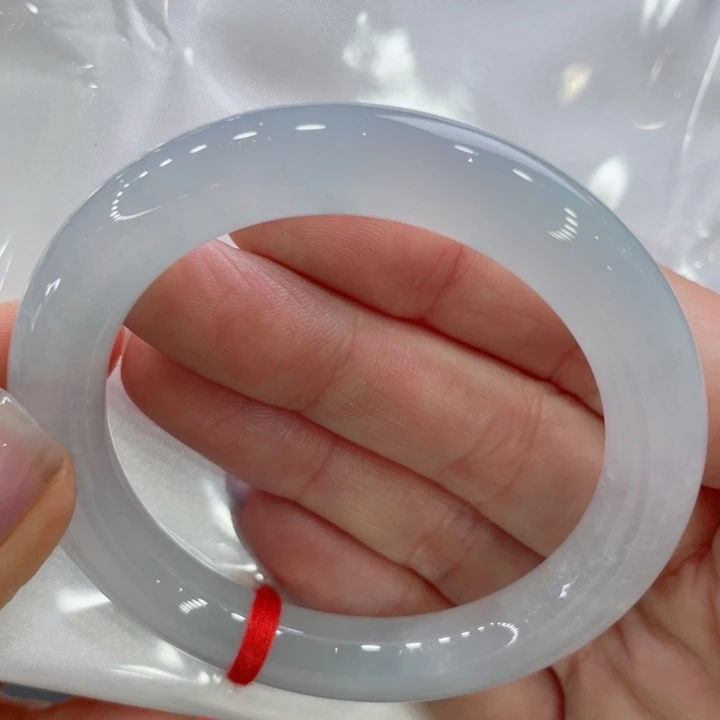 未镶嵌手镯翡翠一53.5圆条