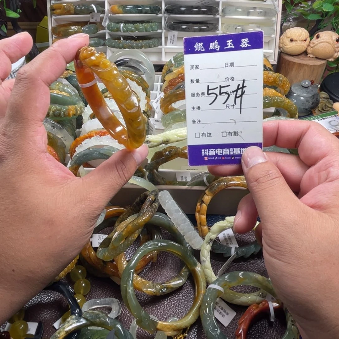 未镶嵌蛇纹石玉手镯