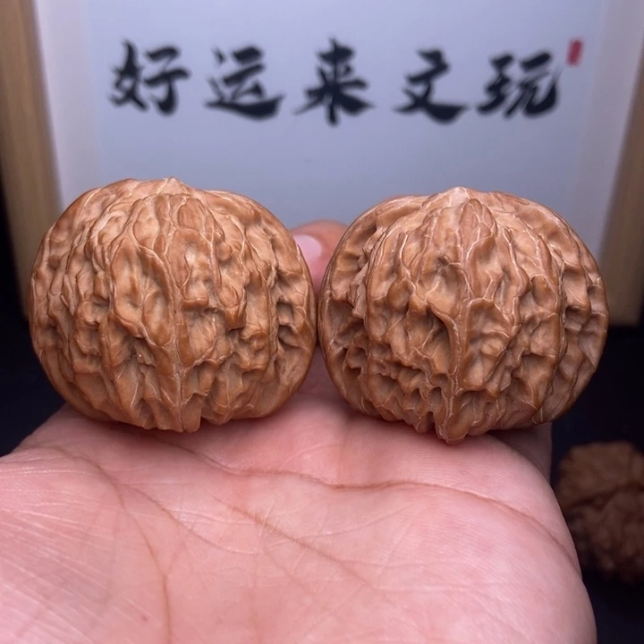 核桃全品磨盘狮子头