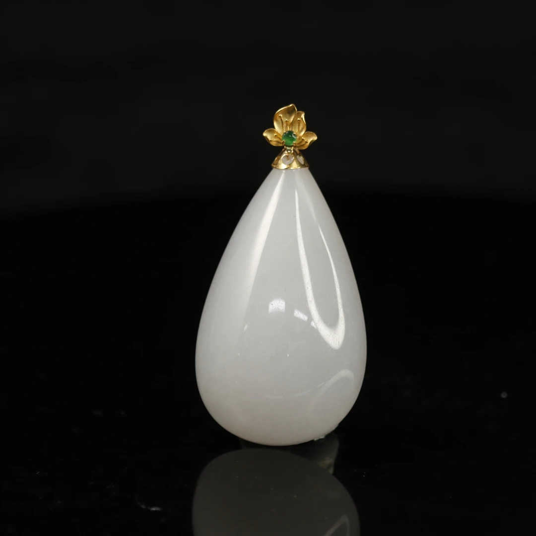 6天然缅甸翡翠A货18k水滴吊坠/100503/上海嘉禾拍卖