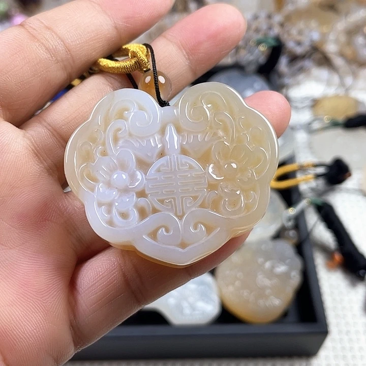 合金颈饰玛瑙/玉髓