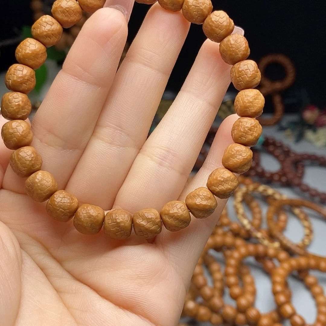 文玩核桃吊坠灵蛇