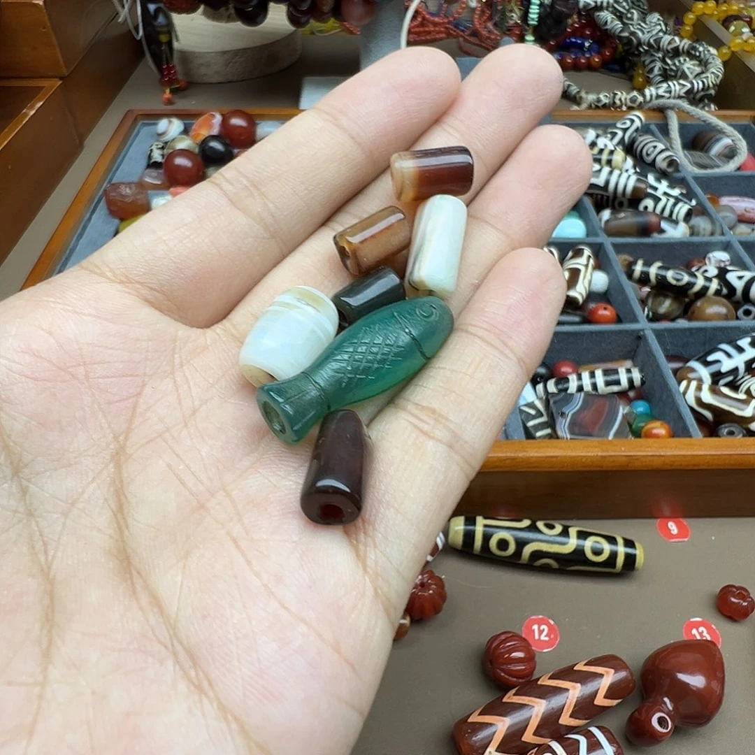 玛瑙/玉髓未镶嵌珠宝半成品