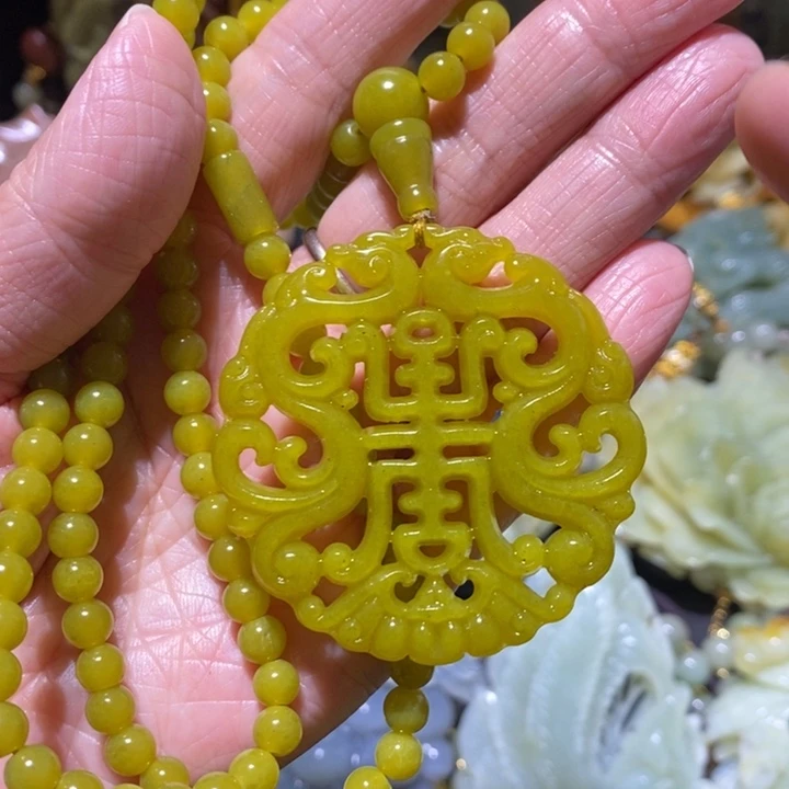 蛇纹石玉岫玉吊坠未镶嵌