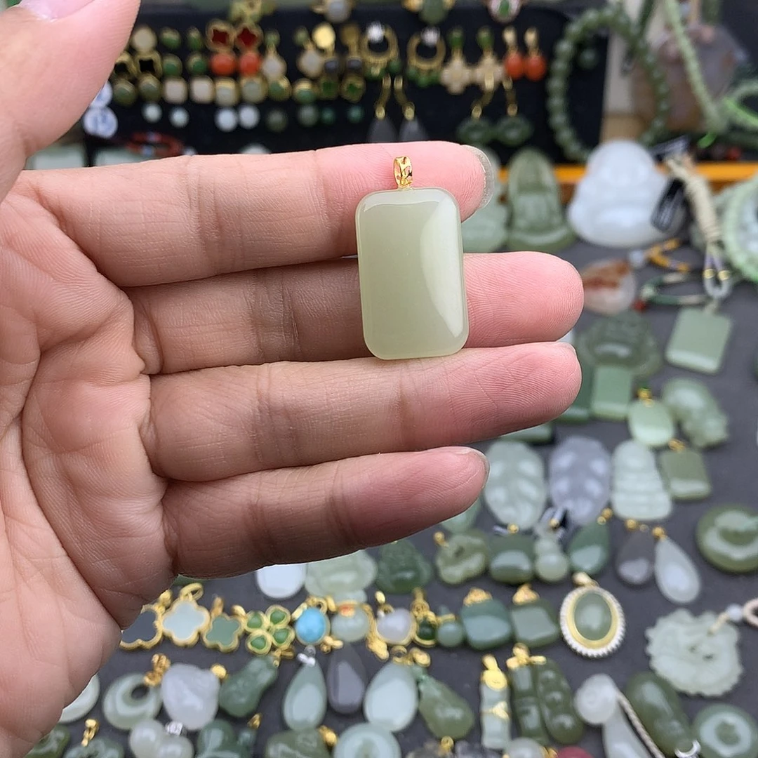 和田玉18K金镶嵌吊坠(不含链)