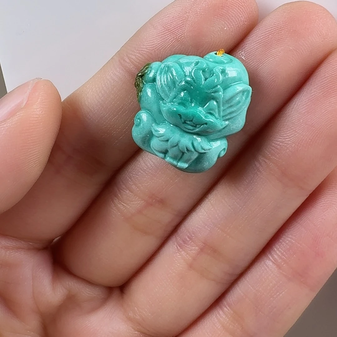 绿松石未镶嵌挂件