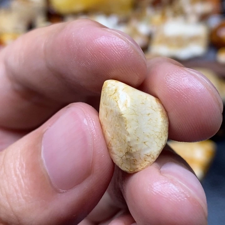 未镶嵌定制琥珀琥珀蜜蜡