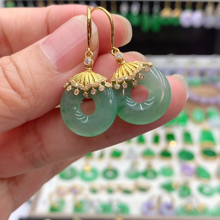 翡翠18K金镶嵌耳饰