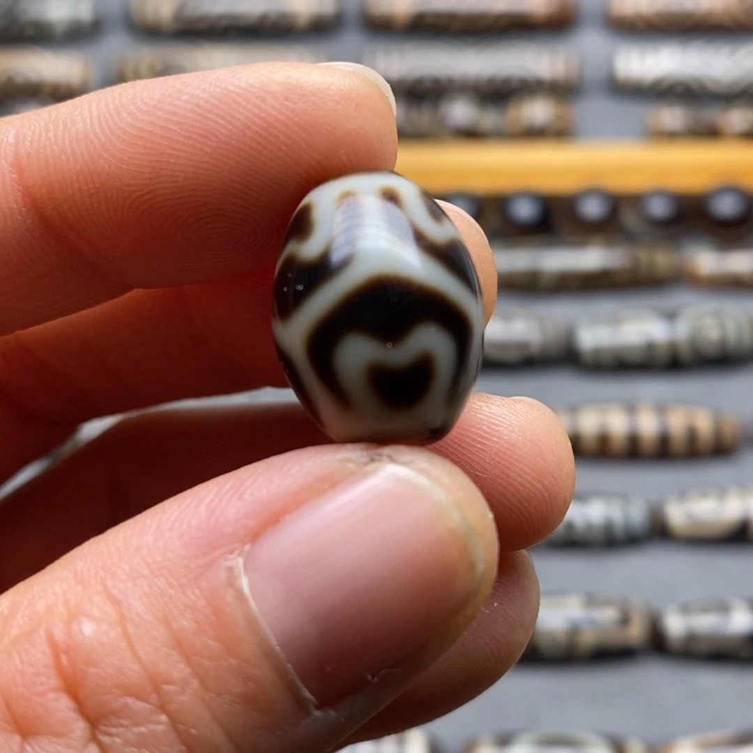 洋****玛瑙/玉髓合金颈饰