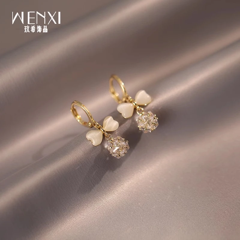 铜合金耳饰 甜美猫眼蝴蝶结耳环轻奢小众高级感日常百搭气质耳坠