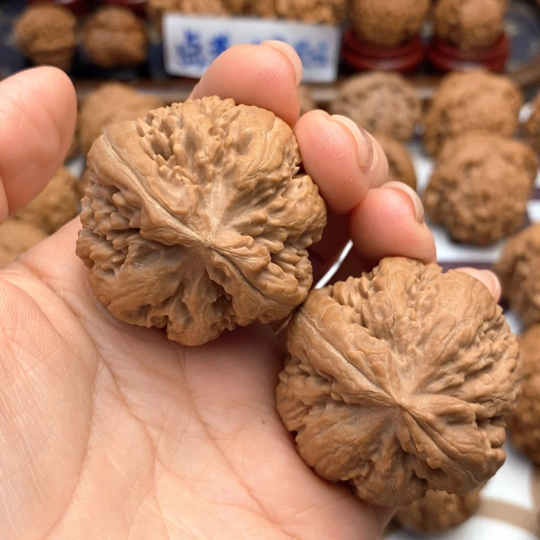 【闪购商品】文玩核桃把件41尺全品霸王龙