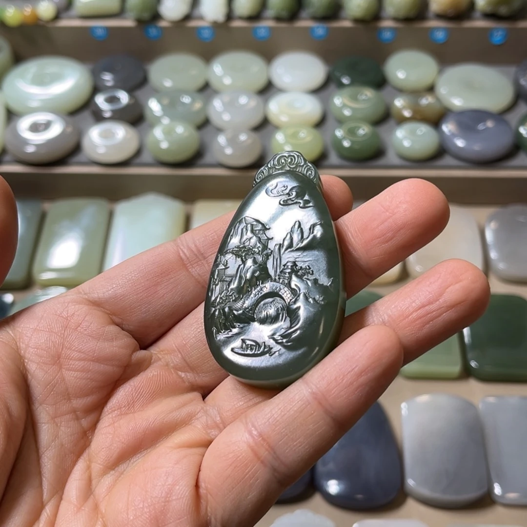 和田玉未镶嵌颈饰