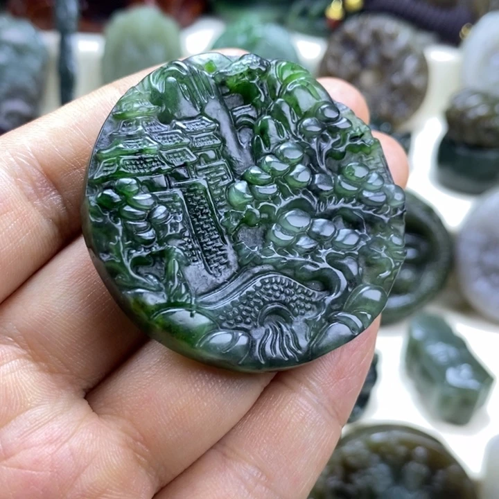 和田玉未镶嵌颈饰