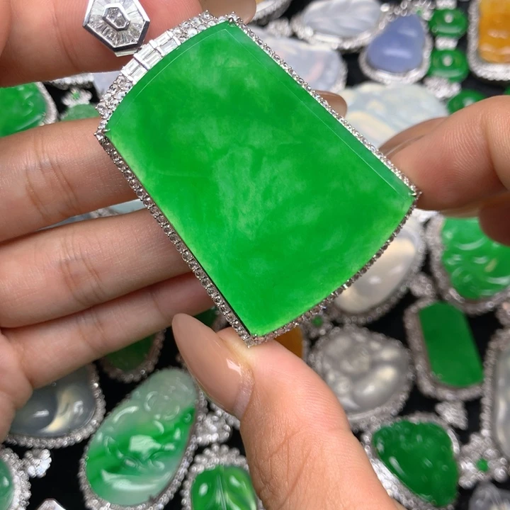 c***0翡翠18K金镶嵌吊坠(不含链)