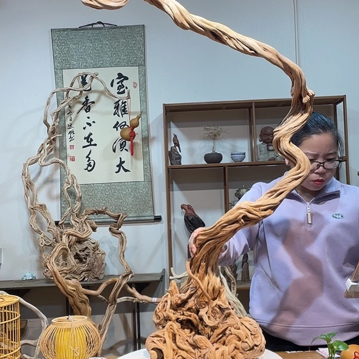 天***祥香榧木杜鹃根根艺摆件