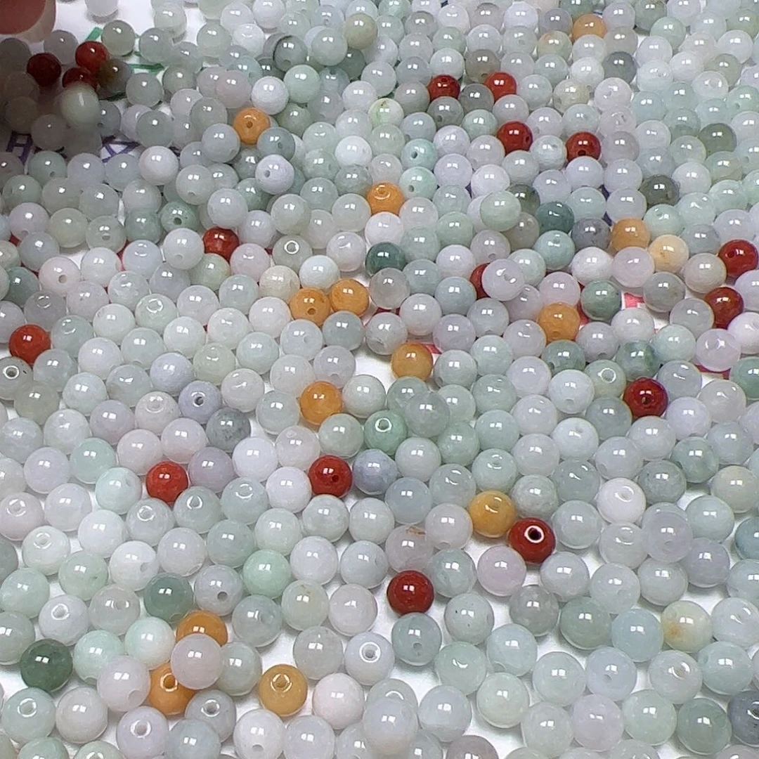 【闪购商品】翡翠手链未镶嵌卡5++，0.4，100颗