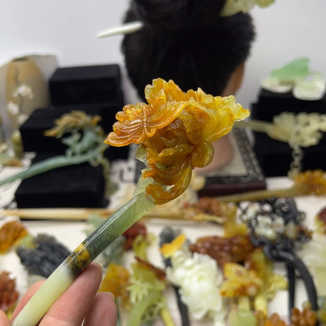 【闪购商品】蛇纹石玉未镶嵌发饰辞****中