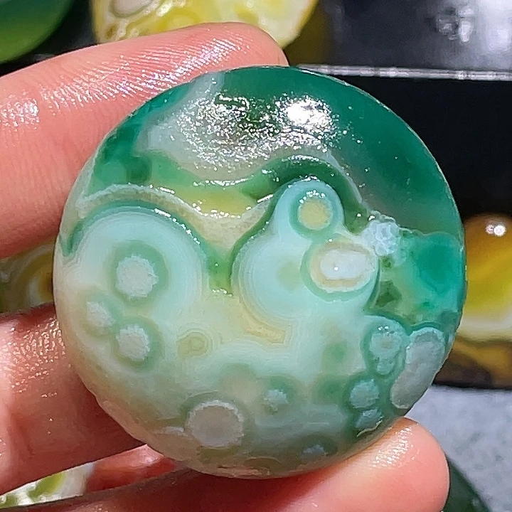 未镶嵌玛瑙/玉髓珠宝奇石