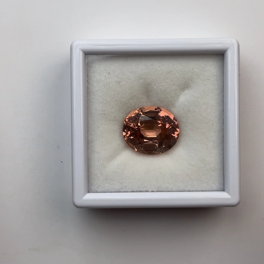 碧玺珠宝半成品未镶嵌沐*?天然全净无瑕9.8CT