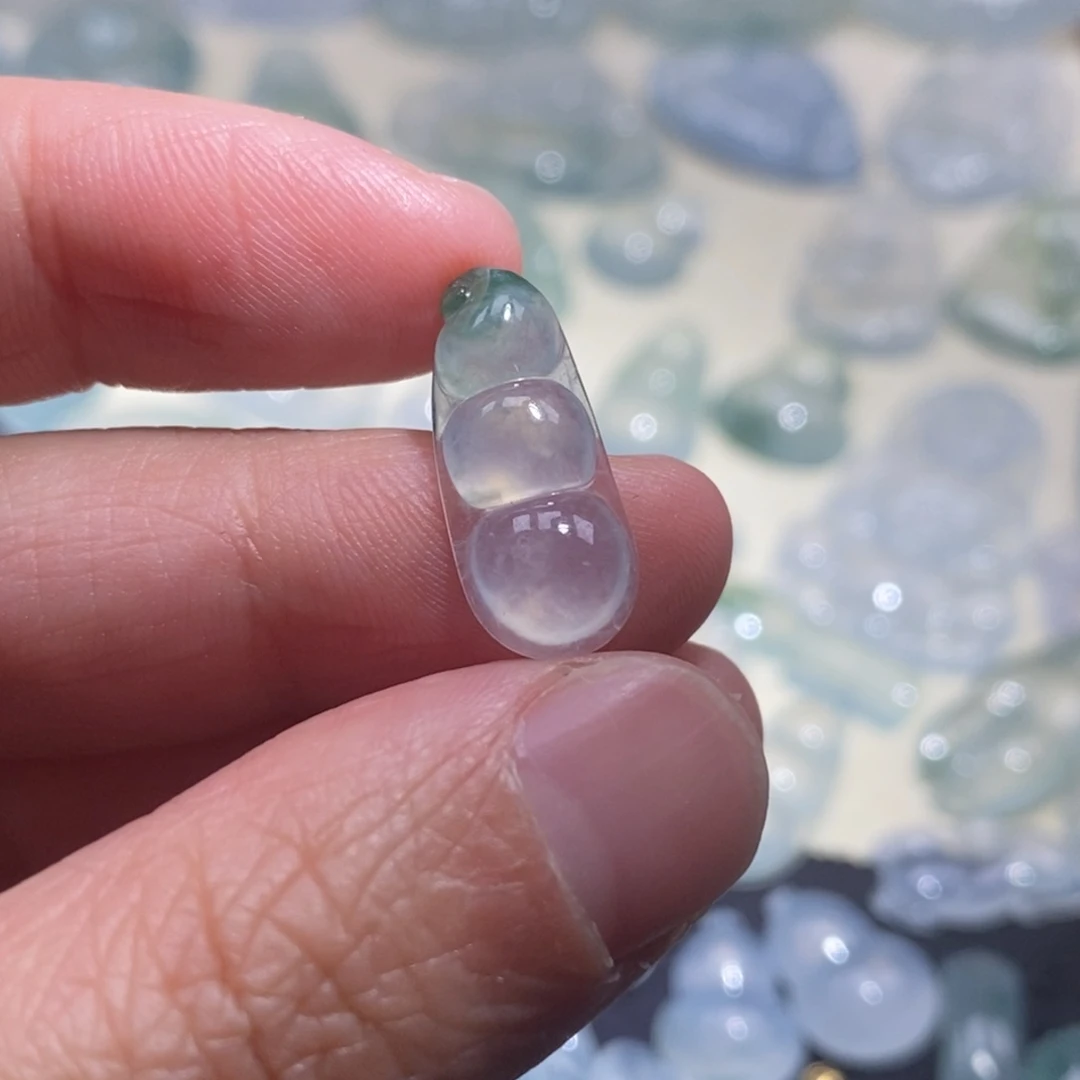 翡翠颈饰未镶嵌天然缅甸翡翠A货