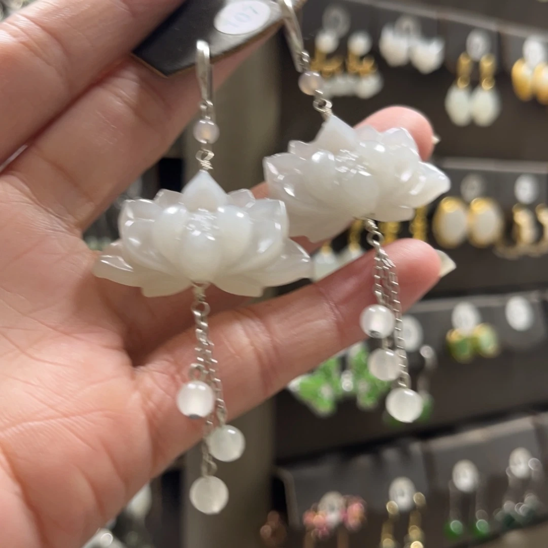 明****和田玉银S925镶嵌耳饰