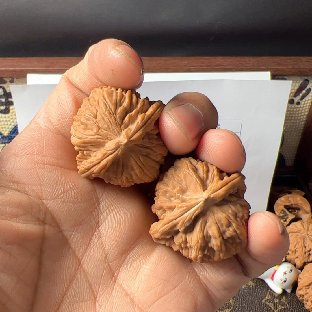 O****吊坠文玩核桃白狮子35