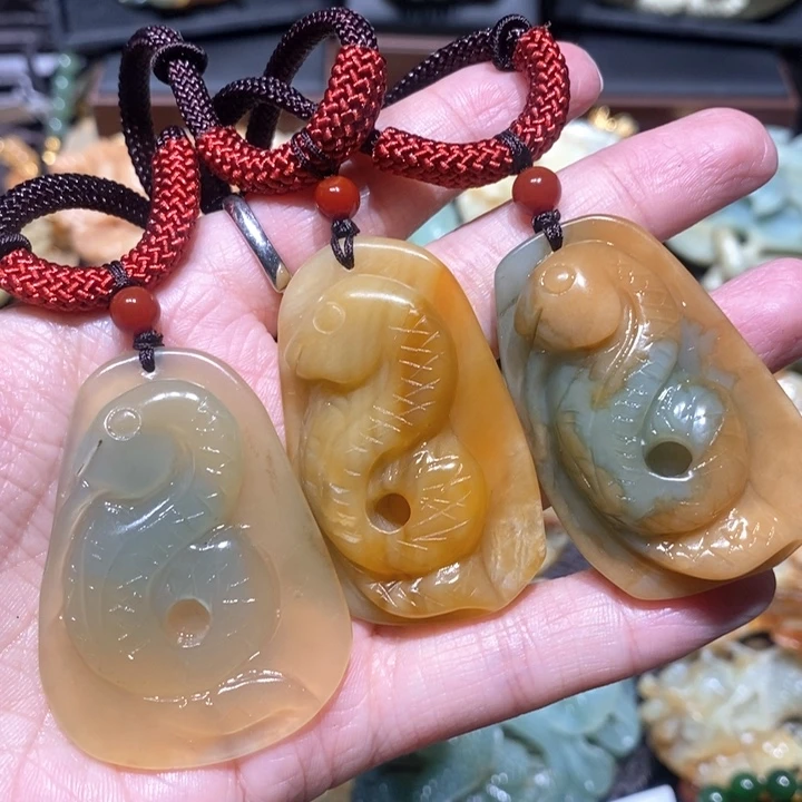 岫玉毛衣链未镶嵌
