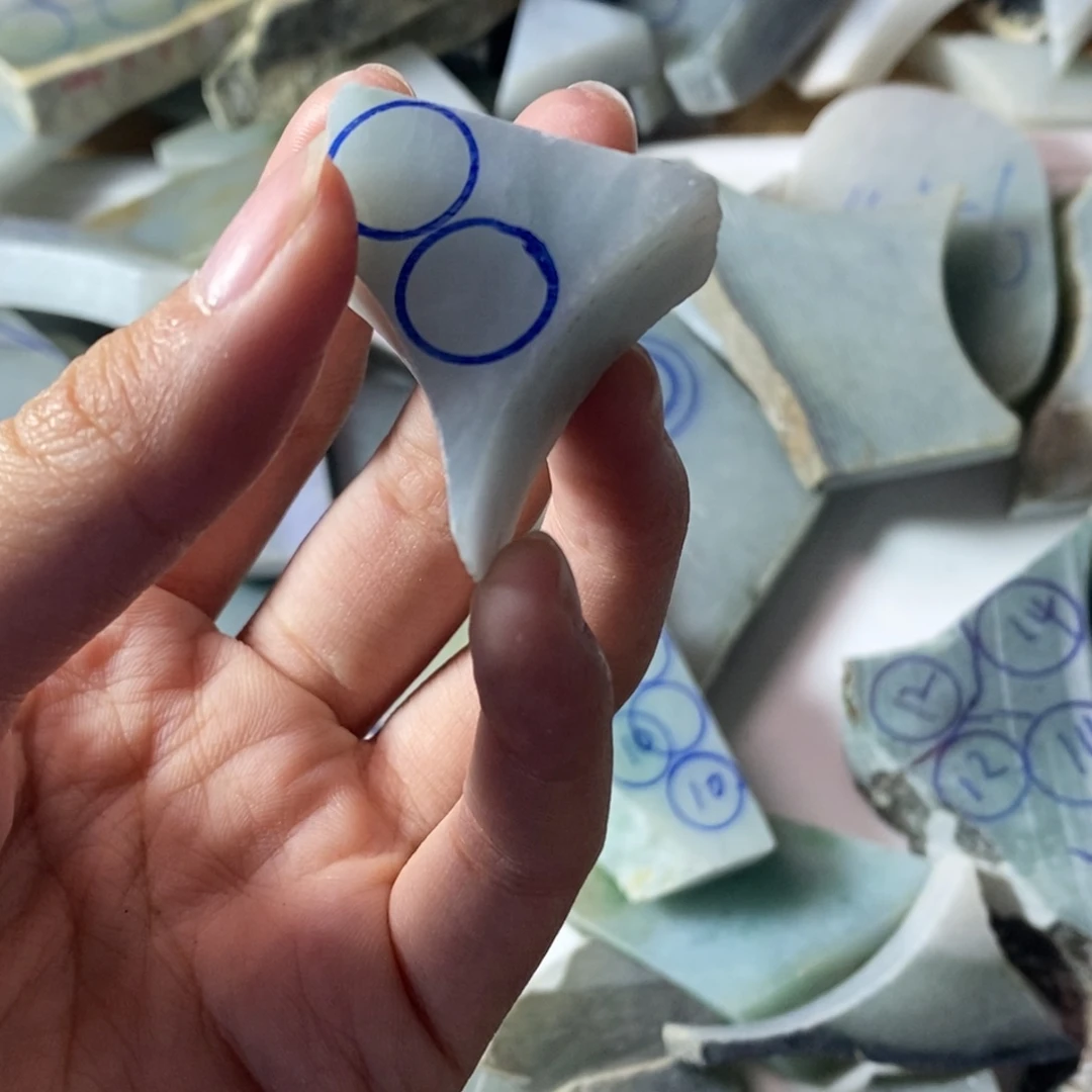 外***空翡翠散珠天然翡翠