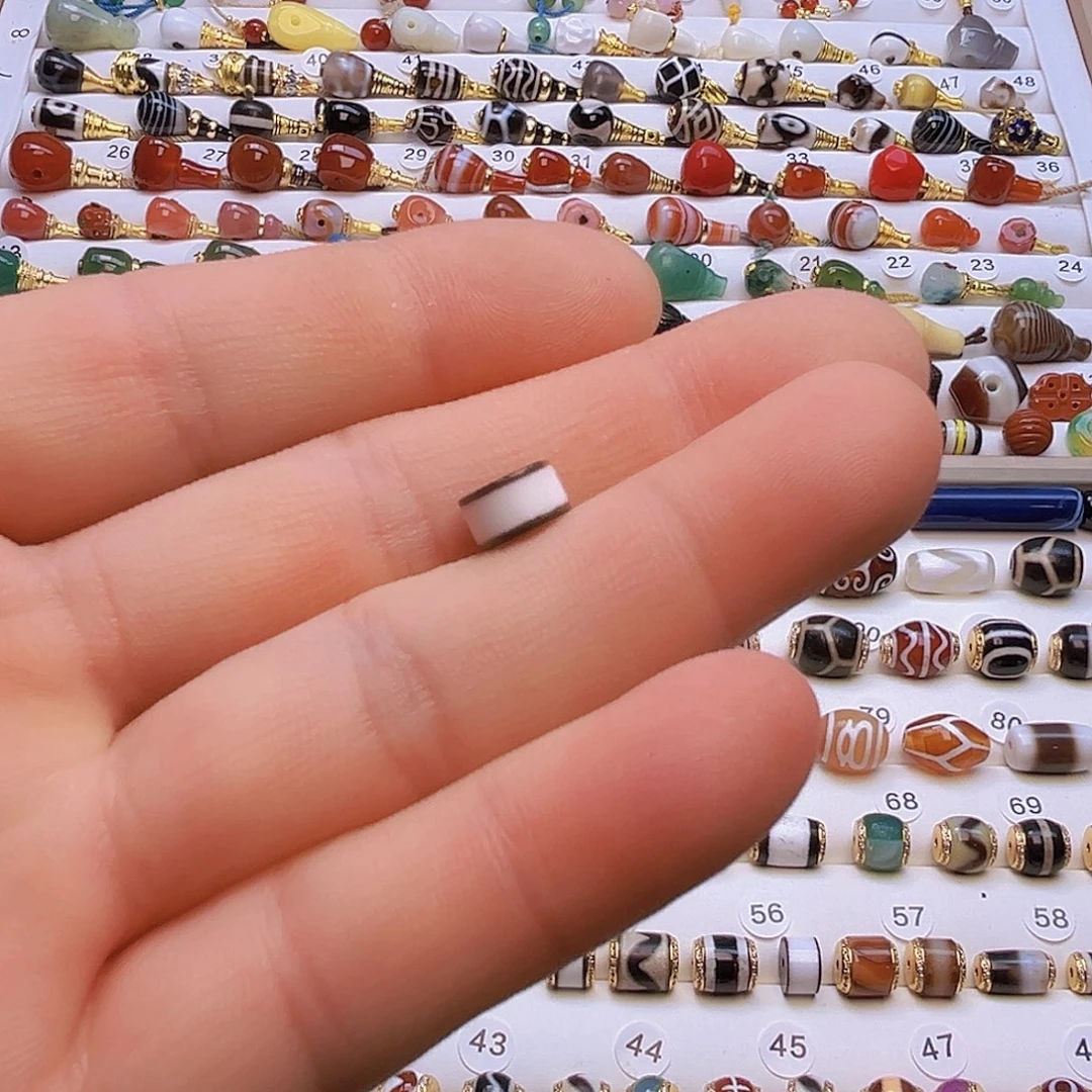 灰***灰玛瑙/玉髓未镶嵌颈饰