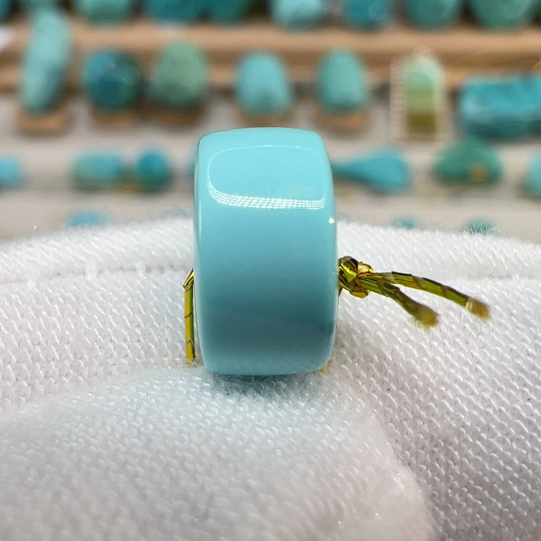 绿松石未镶嵌配饰9.2