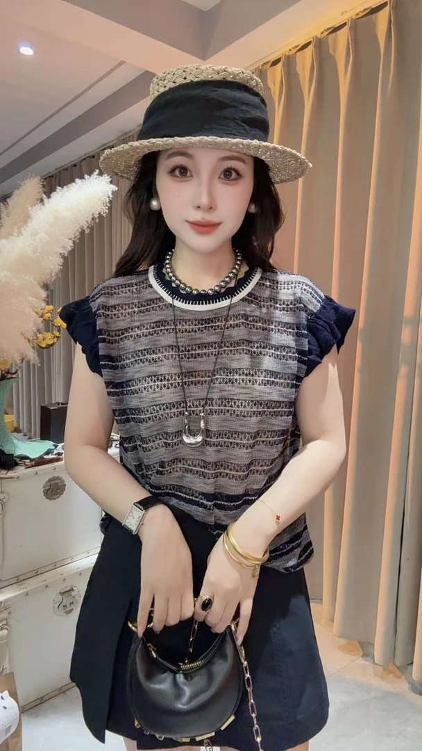 HUIHUI 花边圆领飞飞袖条纹针织上衣·