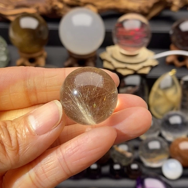 水晶金发晶球未镶嵌没*呢