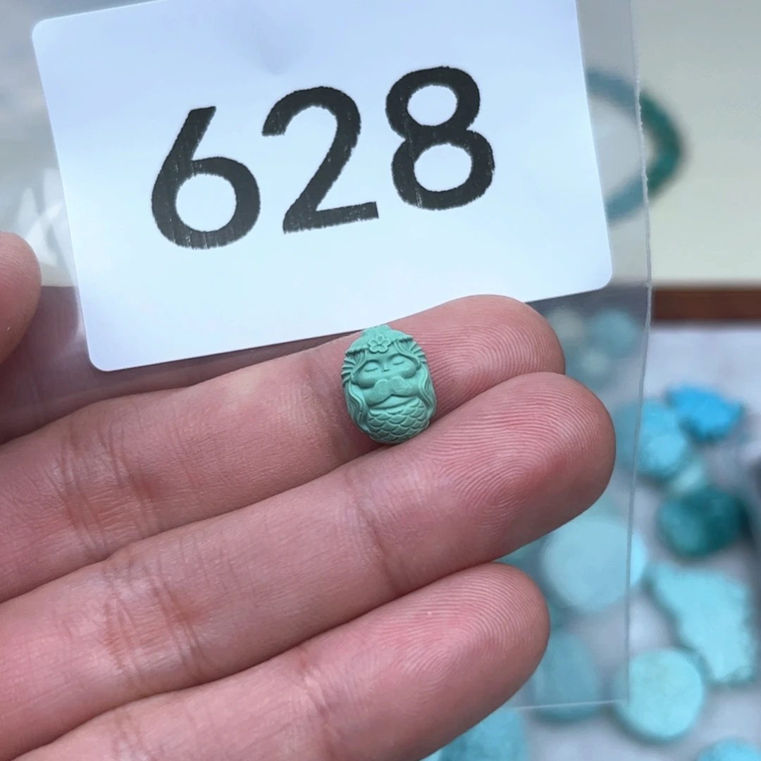 绿松石未镶嵌珠宝奇石