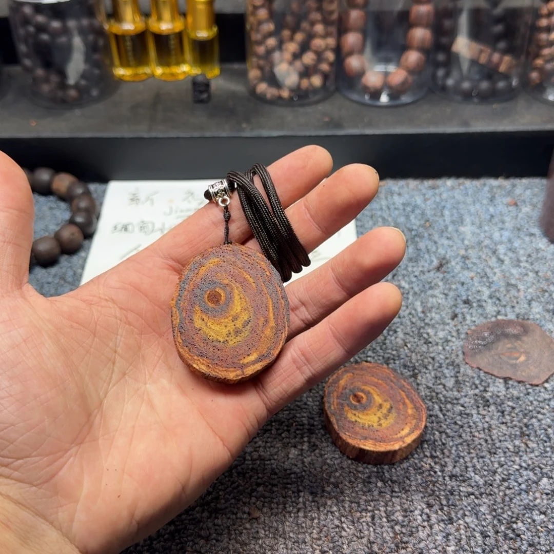 藤类05降真香随型牌子