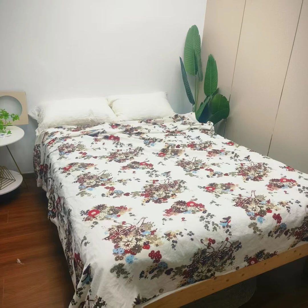 C053 红蓝花车11支汉麻双人被套2×2.3