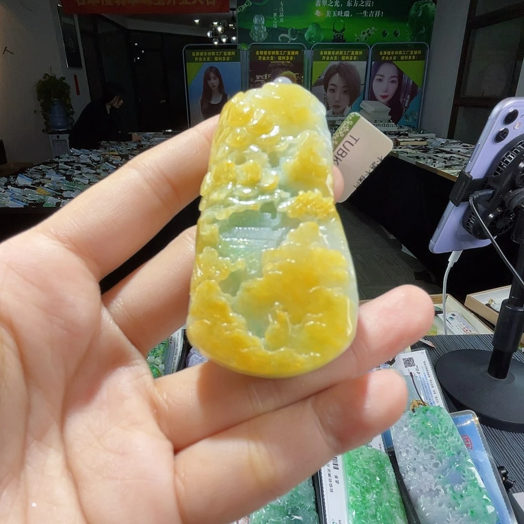 颈饰未镶嵌翡翠一