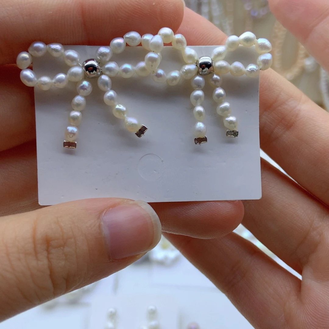 淡水珍珠耳饰未镶嵌