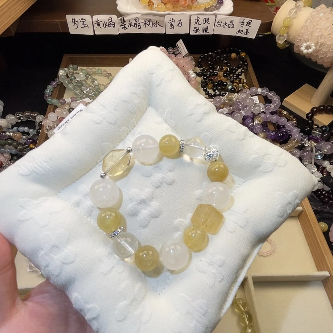 水晶手串未镶嵌金发