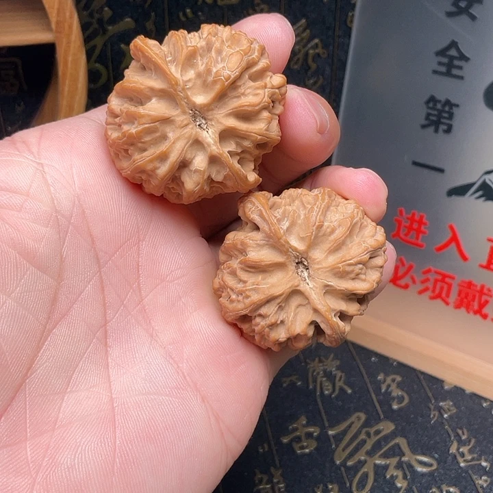 文玩核桃吊坠苹果园大肚42尺修尖高差尺