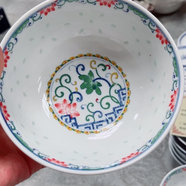 青花玲珑6寸面碗荷花